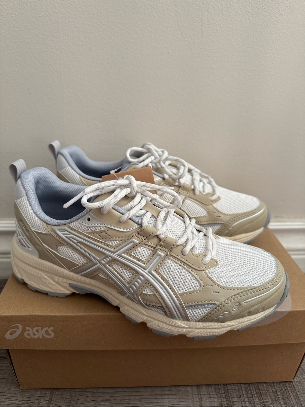 Asics Gel Nunobiki white /putty